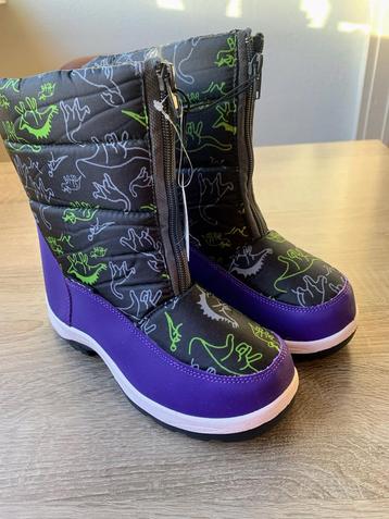Nieuwe snowboots met Dino Print - Maat 34 beschikbaar voor biedingen