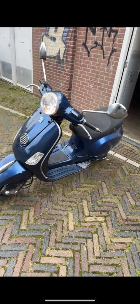 Vespa lx50 2takt, Fietsen en Brommers, Snorfietsen en Snorscooters, Gebruikt, Vespa, Tweetakt, Ophalen of Verzenden