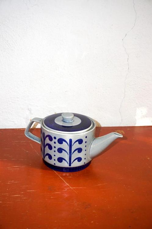 Boch Belgium keramische theepot * Scandinavisch modern blauw, Huis en Inrichting, Keuken | Servies, Zo goed als nieuw, Overige typen