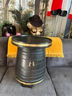 Bijzettafeltje in vat vorm, Ophalen, Zo goed als nieuw, Houten, Bijzettafel