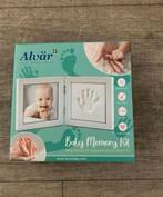 Nieuw in doos Alvar Baby Memory Kit fotolijst met gipsafdruk, Ophalen of Verzenden, Nieuw, Kraamcadeau