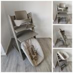 Stokke Tripp Trapp taupe grijs met babyset en newbornset, Ophalen of Verzenden, Zo goed als nieuw, Stokke Tripp Trapp, Stoelverkleiner