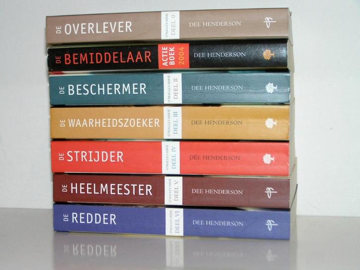 Dee Henderson - Omalley serie (7 delige christelijke serie), Boeken, Romans, Zo goed als nieuw, Ophalen of Verzenden