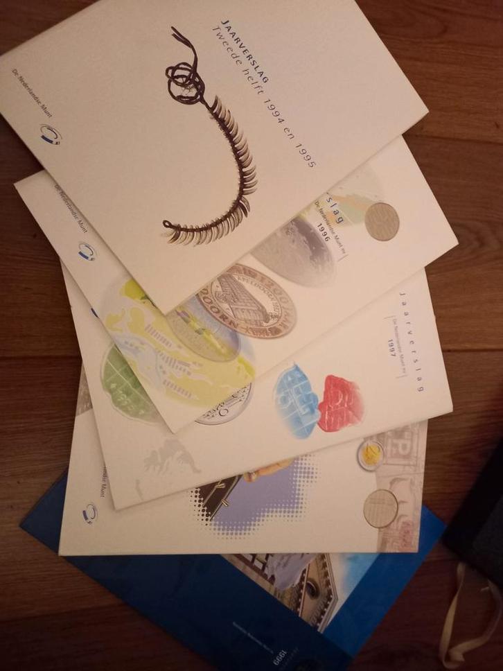 Jaarverslagen Nederlandse Munt - Collectie, Postzegels en Munten, Munten | Nederland, Setje, Euro's, Koningin Beatrix, Ophalen of Verzenden