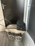 Antieke poppenwagen, Ophalen