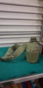 Vintage veldfles met riem millitaire, Verzamelen, Retro, Ophalen of Verzenden