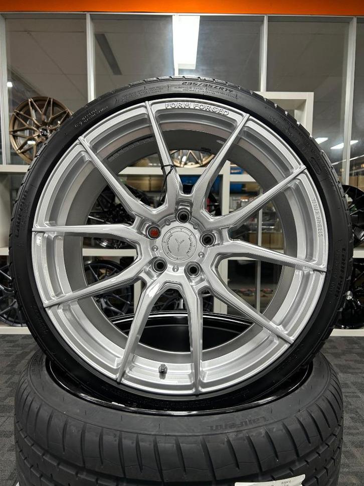 19 INCH YANAR FF-17 VELGENSET 5X112 GOLF LEON A3, Auto-onderdelen, Banden en Velgen, Velg(en), Zomerbanden, 19 inch, 235 mm, Personenwagen