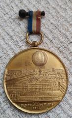 Medaille ballonvlucht Parijs 1878 verguld, Ophalen of Verzenden, Brons, Buitenland