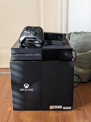 Xbox One Day One Edition (compleet in doos) beschikbaar voor biedingen