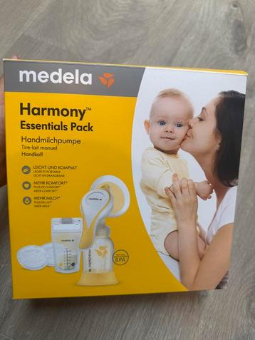 Medela essentials pack handkolf + Breast Milk Collector beschikbaar voor biedingen