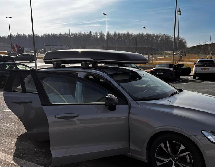 Volvo dakkoffer Travel 430 Premier, Auto diversen, Dakkoffers, Zo goed als nieuw, Ophalen