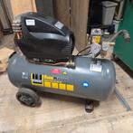 Schneider compressor 250 l/min, Doe-het-zelf en Verbouw, Compressors, Ophalen, 10 bar of meer, Zo goed als nieuw, 25 tot 100 liter