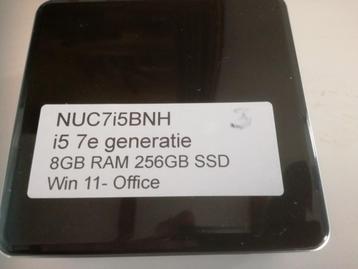 PC NUC i5 7e generatie Windows11 plus gratis MsOffice pakket beschikbaar voor biedingen