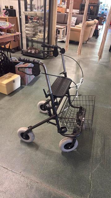 Rollator beschikbaar voor biedingen