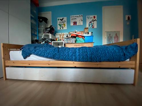 Goede kwaliteit, bed met bedlade, 200x90 matras, Huis en Inrichting, Slaapkamer | Complete slaapkamers, Zo goed als nieuw, Eenpersoons