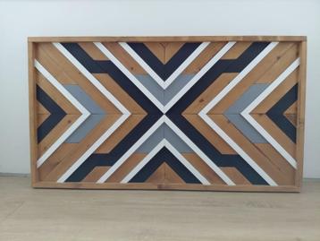 Wooden Geometric Art (can be wall hung) beschikbaar voor biedingen