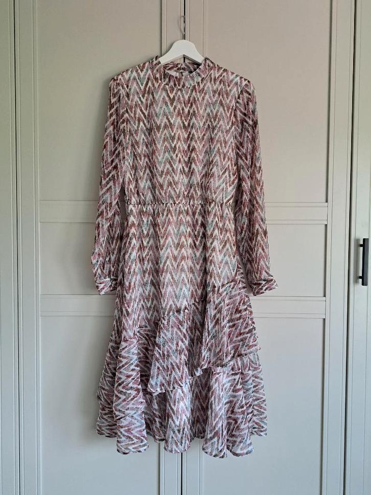 Prachtige jurk van Pigalle By Only, maat M., Kleding | Dames, Jurken, Zo goed als nieuw, Maat 38/40 (M), Overige kleuren, Onder de knie