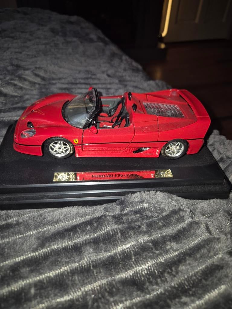 Ferrari F50 Modelauto - Prachtig!, Hobby en Vrije tijd, Modelauto's | 1:18, Ophalen, Zo goed als nieuw, Auto, Overige merken