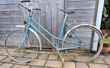 Motobecane Damesfiets - Opknapper of onderdelen Vintage beschikbaar voor biedingen