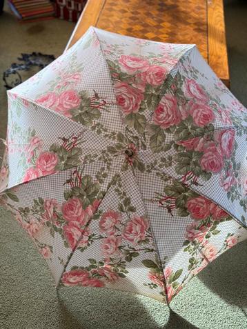 Vintage Laura Ashley Paraplu beschikbaar voor biedingen