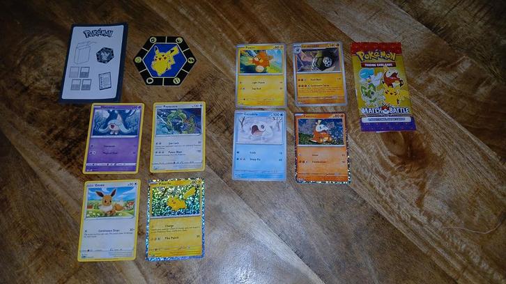 Pokémon kaarten McDonald’s 2023 & 2024 – o.a. Pikachu & Rayq, Verzamelen, Speelkaarten, Jokers en Kwartetten, Nieuw, Speelkaart(en)