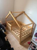 Bed huisje Kleuterbed matras maat 160x80, 70 tot 85 cm, Ophalen of Verzenden, Zo goed als nieuw, Lattenbodem