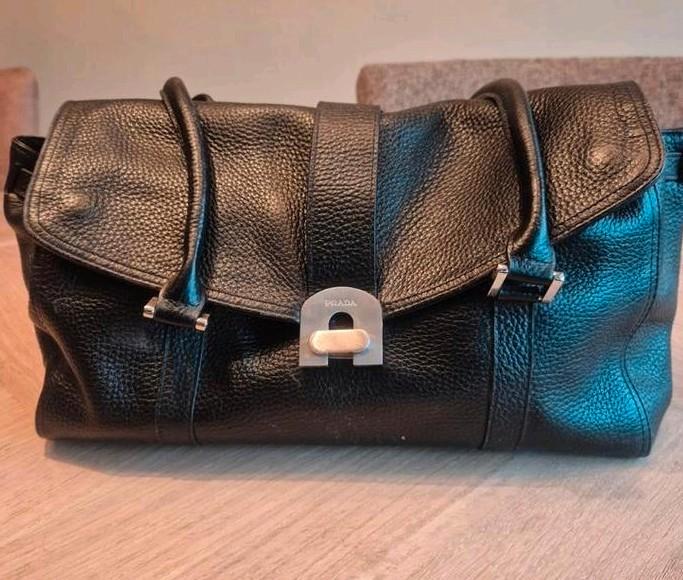 Prada Leren Handtas - Zwart, Sieraden, Tassen en Uiterlijk, Tassen | Damestassen, Gebruikt, Handtas, Zwart, Verzenden