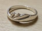 Aparte zilveren ring; ringmaat 17, Sieraden, Tassen en Uiterlijk, Ringen, Ophalen of Verzenden, Zo goed als nieuw, 17 tot 18, Dame of Heer