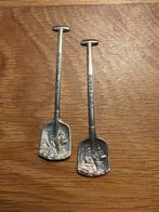 Twee Verzilverde theelepeltjes Deltawerken & N.O. Polder, Antiek en Kunst, Ophalen of Verzenden