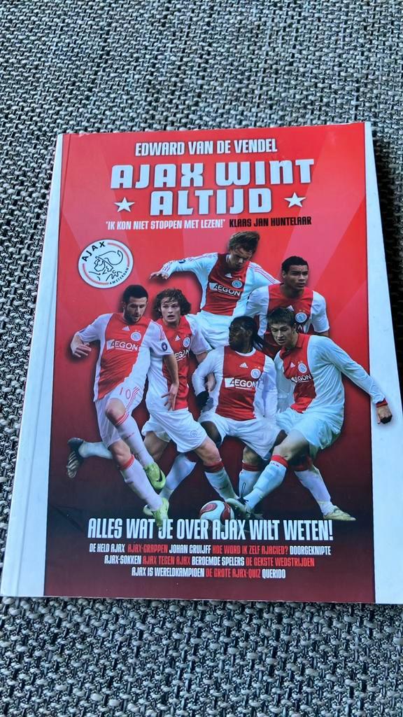 Ajax wint altijd, Boeken, Sportboeken, Zo goed als nieuw, Balsport, Ophalen of Verzenden
