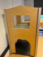 Hoge box met speelruimte onder, Ophalen