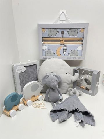 Kraam cadeautjes voor jongetje thema Olifant beschikbaar voor biedingen