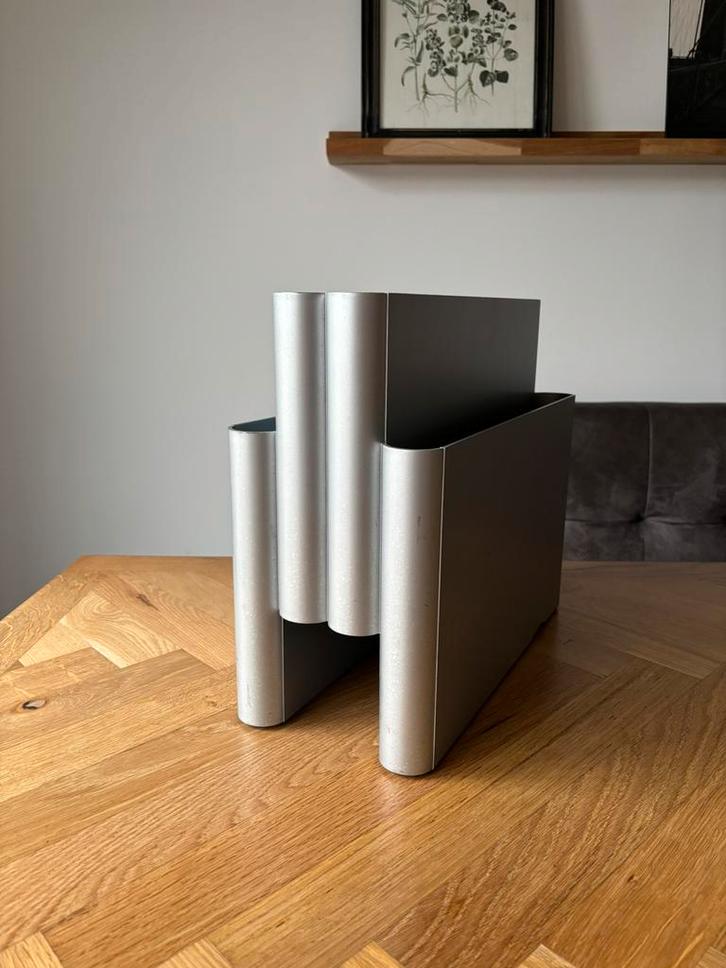 Kartell design lectuurhouder Giotto Stoppino, Huis en Inrichting, Woonaccessoires | Prullenbakken, Gebruikt, Kunststof, Minder dan 50 cm