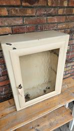 Brocante ZiekenhuisKastje, Antiek en Kunst, Curiosa en Brocante, Ophalen