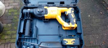 dch133n klopboormachine body met 4.0Ah beschikbaar voor biedingen