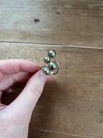 Prachtige ring 4 bollen zilverkleurig, maat 18, 18 tot 19, IJzer of Staal, Ophalen of Verzenden, Zo goed als nieuw