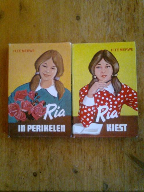 Ria in perikelen / Ria kiest,  door H. te Merwe, Boeken, Kinderboeken | Jeugd | 13 jaar en ouder, Verzenden
