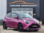 Toyota Aygo 1.0 VVT-i x-play AIRCO|CAMERA|GETINT GLAS|LM-VEL, Auto's, Toyota, Voorwielaandrijving, Stof, Gebruikt, Zwart