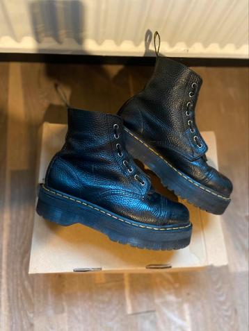 Dr. Martens Sinclair maat 40 beschikbaar voor biedingen