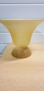 -	Vaas, op houten voet, Ophalen of Verzenden, 'T Olde Gre-j, Info@toldegrej.nl, Endepoelstraat 20f Didam