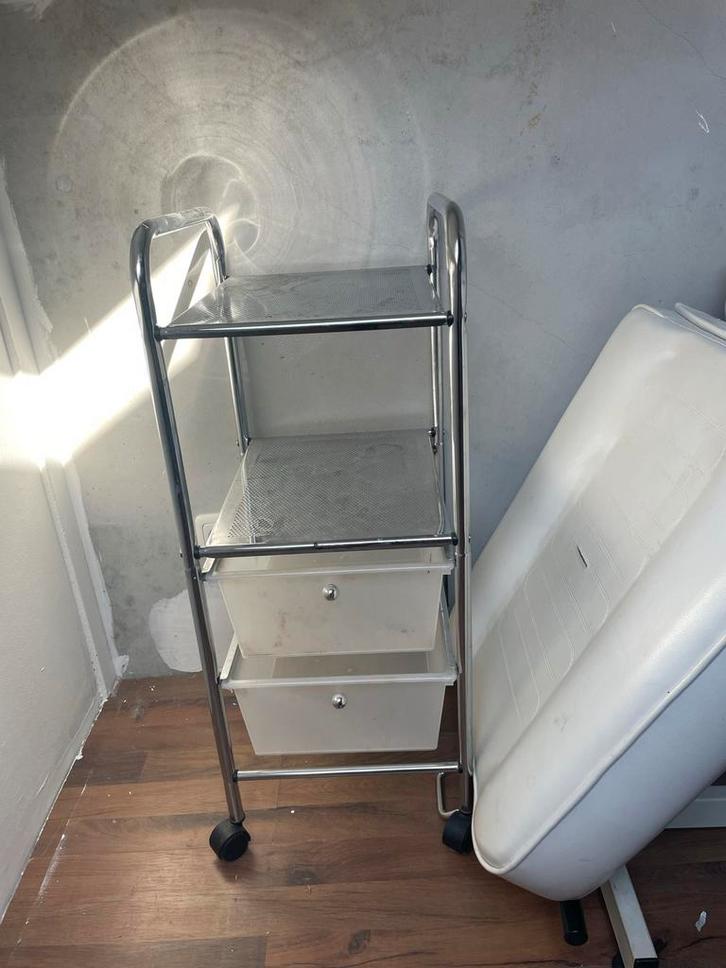 Handig tafeltje met wieltjes, Huis en Inrichting, Kasten | Overige, Gebruikt, Ophalen of Verzenden