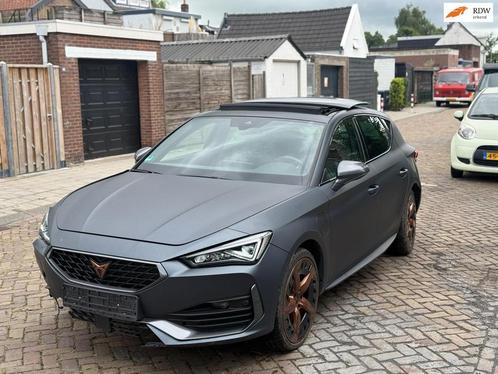 CUPRA Leon 1.4 e-Hybrid PANO - Originele KLEUR, Auto diversen, Schadeauto's, Cupra, Overige brandstoffen, Hatchback