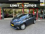 Toyota Aygo 1.0 VVT-i x-fun Airco/El.ramen/Nw.koppeling/5drs, Voorwielaandrijving, Gebruikt, Euro 6, 4 stoelen