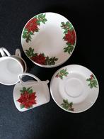 Kerst servies 4 delig kerstster, Diversen, Kerst, Ophalen of Verzenden, Zo goed als nieuw