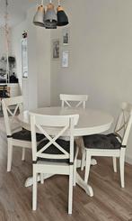 Witte uitschuifbare eettafel met 6 stoelen, Huis en Inrichting, Complete eetkamers, Ophalen, Gebruikt, 4 tot 6 stoelen