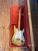 Vintage Gouden Fender Stratocaster met koffer, Ophalen, Gebruikt, Solid body, Fender
