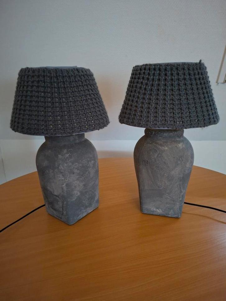 Set van 2 grijze lampen, Huis en Inrichting, Lampen | Tafellampen, Gebruikt, Minder dan 50 cm, Stof, Overige materialen, Ophalen of Verzenden