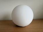 Glazen lamp bol wit rond melkglas 12 cm., Nieuw, Ophalen of Verzenden, Glas, Tijdloos