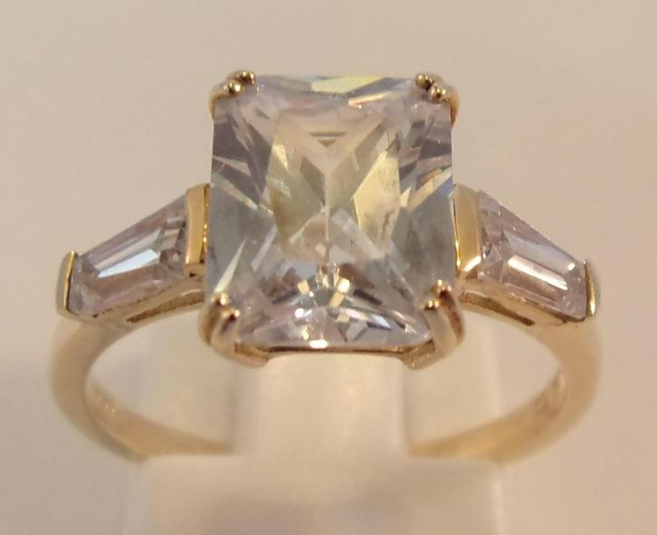 Massief gouden damesring (verlovings-/trouwring), Sieraden, Tassen en Uiterlijk, Ringen, Zo goed als nieuw, Dame, Kleiner dan 17