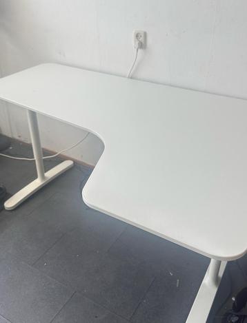 Ikea bureau wit verstelbaar (niet elektrisch) 160 x 80 